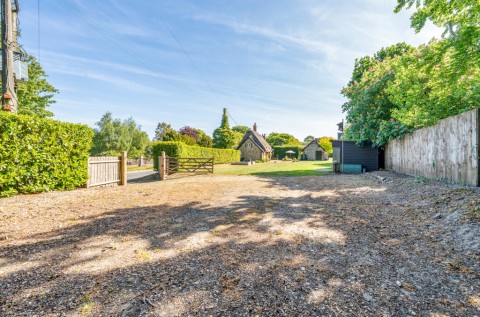 Click the photo for more details of Nr Bury St Edmunds, Thetford