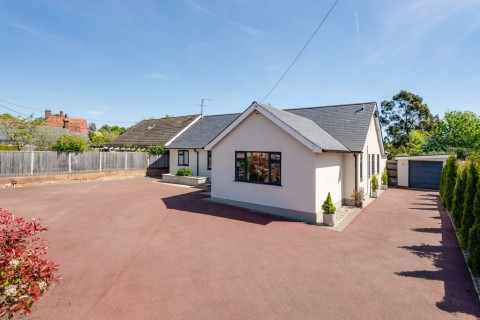 Click the photo for more details of Hundon, Suffolk, Sudbury
