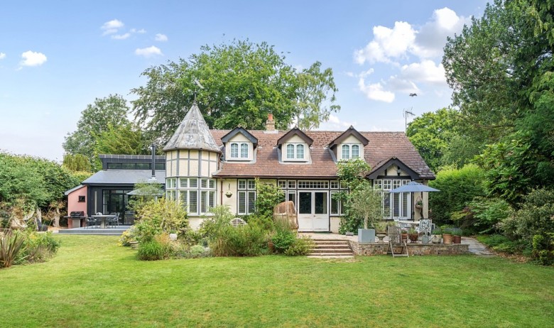Click the photo for more details of Great Barton, Bury St Edmunds, Bury St. Edmunds