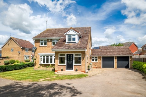 Click the photo for more details of Ixworth, Bury St. Edmunds, Bury St. Edmunds