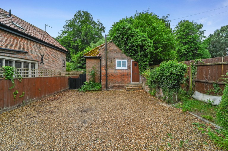 Images for Mockbeggars Cottage, Ipswich