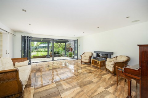 Click the photo for more details of Sudbury, Suffolk, Sudbury