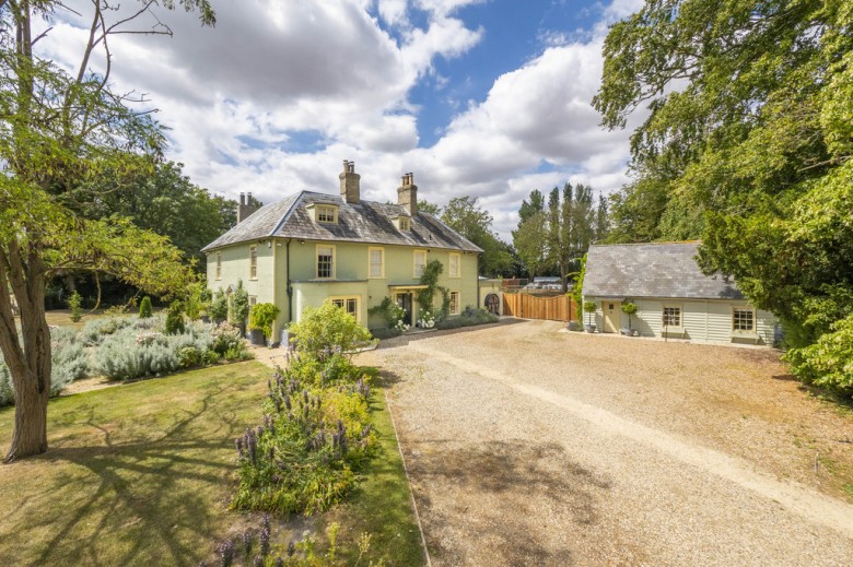 Click the photo for more details of Suffolk/Essex Border, Sudbury