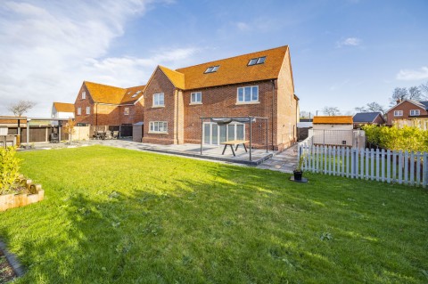 Click the photo for more details of Sudbury, Suffolk, Sudbury