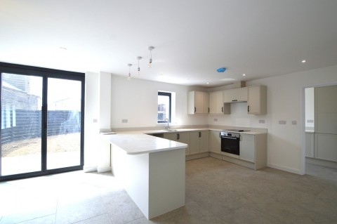 Click the photo for more details of Shalford, Essex, Braintree