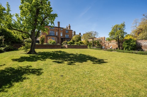 Click the photo for more details of Suffolk, Bury St. Edmunds