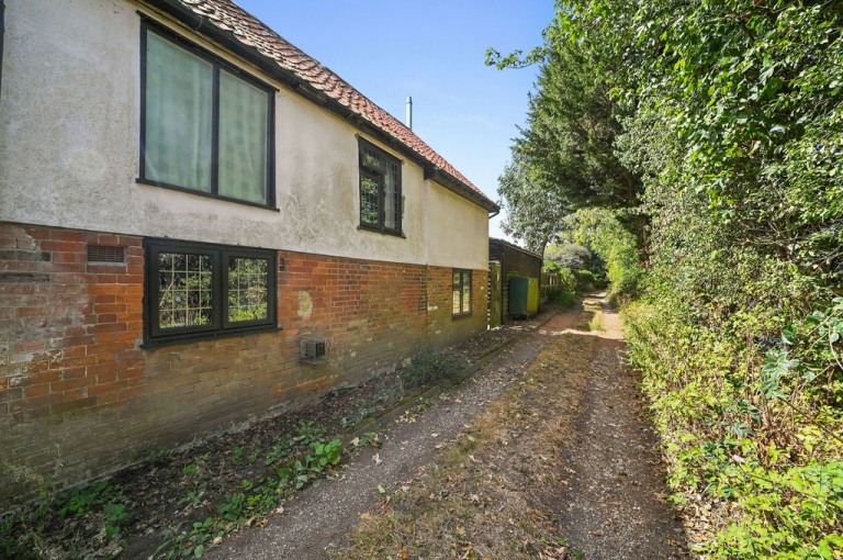 Images for Little Maplestead, Essex, Halstead