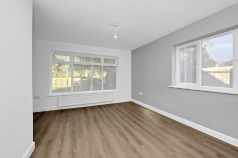 Click the photo for more details of Elmswell, Bury St. Edmunds, Bury St. Edmunds