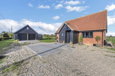 Click the photo for more details of Brettenham, Ipswich