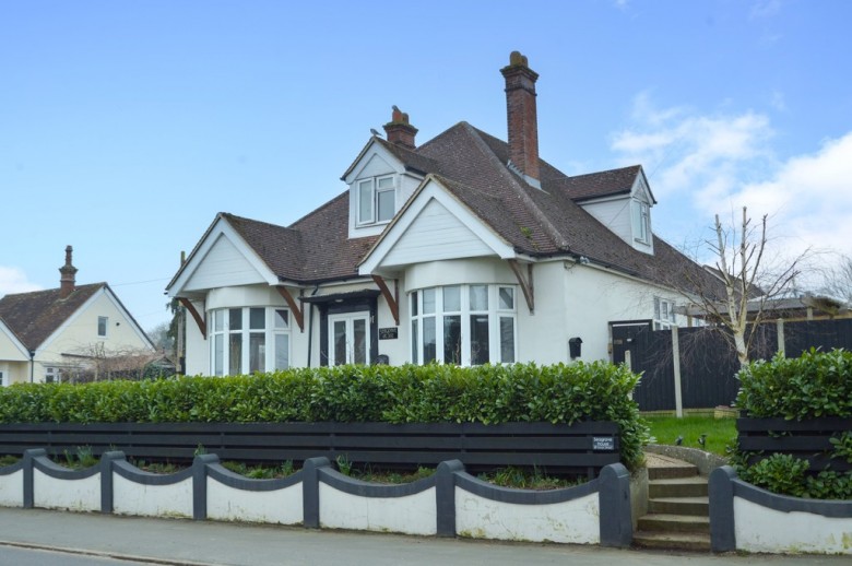 Click the photo for more details of Sible Hedingham, Essex, Halstead