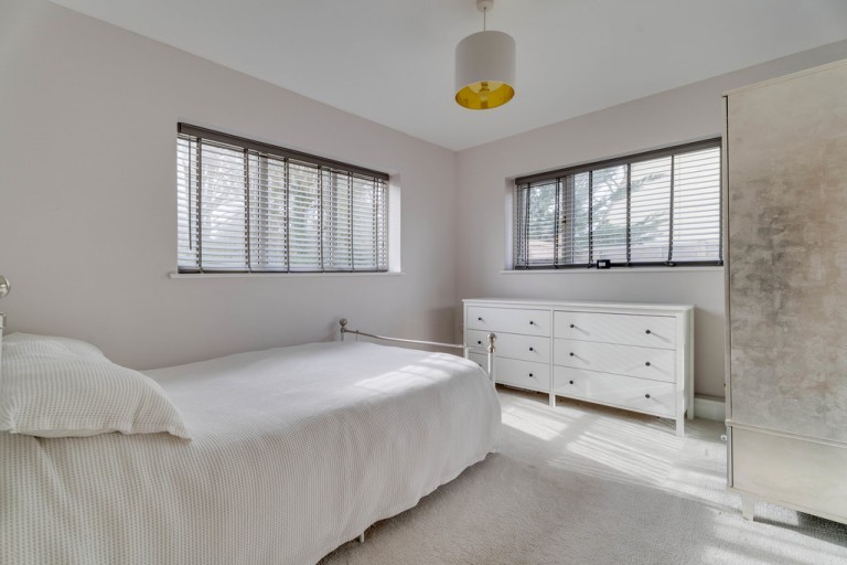 Images for Essex, Sturmer
