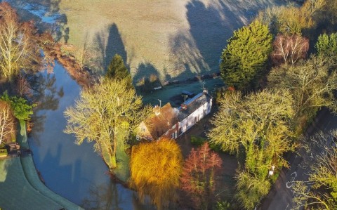 Click the photo for more details of Stratford St Mary, Suffolk, Stratford St. Mary