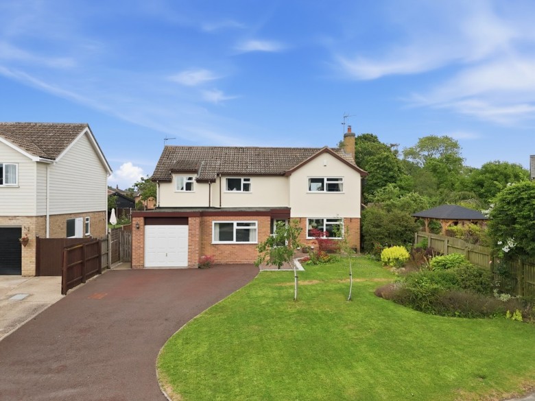 Click the photo for more details of Old Newton, Suffolk, Stowmarket
