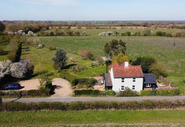Click the photo for more details of Stonham Aspal, Stowmarket