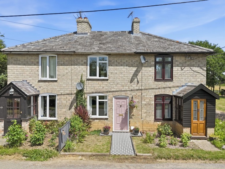 Click the photo for more details of Mendlesham Green, Stowmarket, Stowmarket