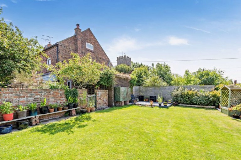 Images for Farndon, Cheshire