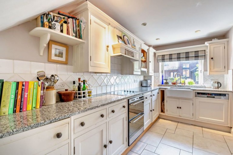 Images for Farndon, Cheshire