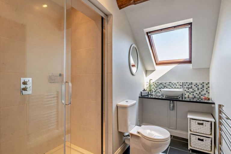 Images for Farndon, Cheshire