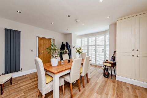 Click the photo for more details of Farndon, Cheshire