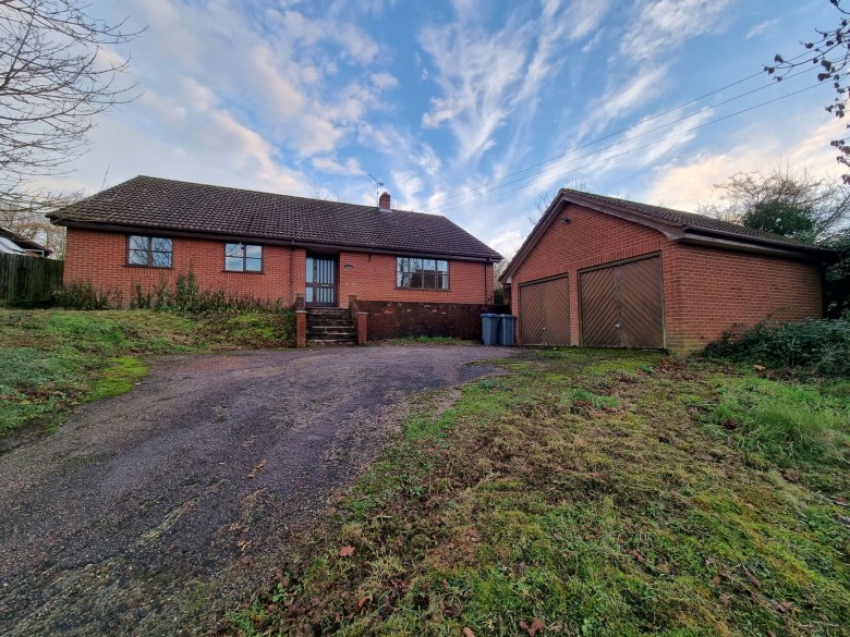 Click the photo for more details of Badingham, Nr Woodbridge, Suffolk