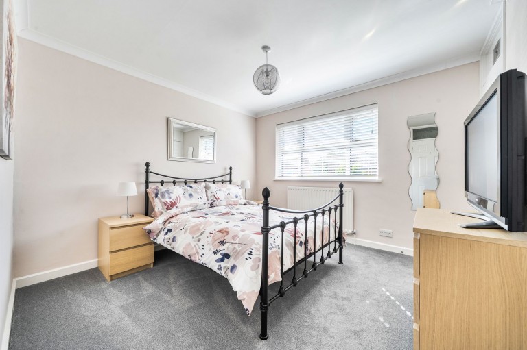 Images for Oakmeadow Close, Emsworth, PO10