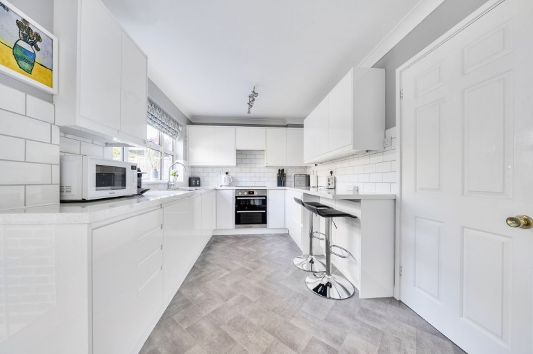 Images for Oakmeadow Close, Emsworth, PO10