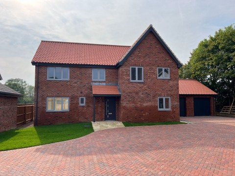 Click the photo for more details of Worlingworth, Near Framlingham, Suffolk