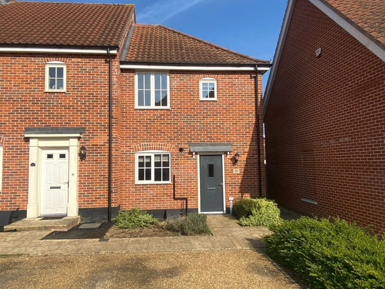 Click the photo for more details of Bibbys Way, Framlingham, Suffolk