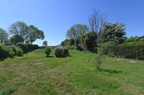 Click the photo for more details of Wortham, Near Diss, Suffolk