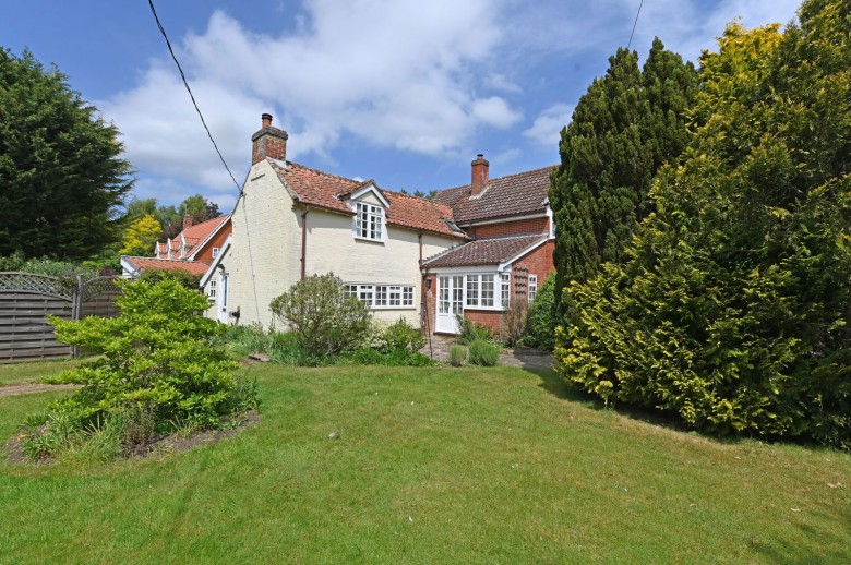 Click the photo for more details of Capons Green, Dennington, Nr Framlingham, Suffolk 