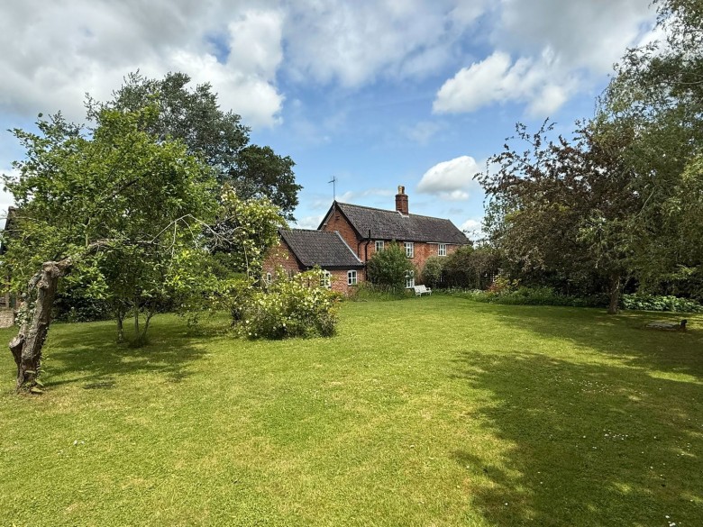 Click the photo for more details of Cransford, Nr Framlingham, Suffolk