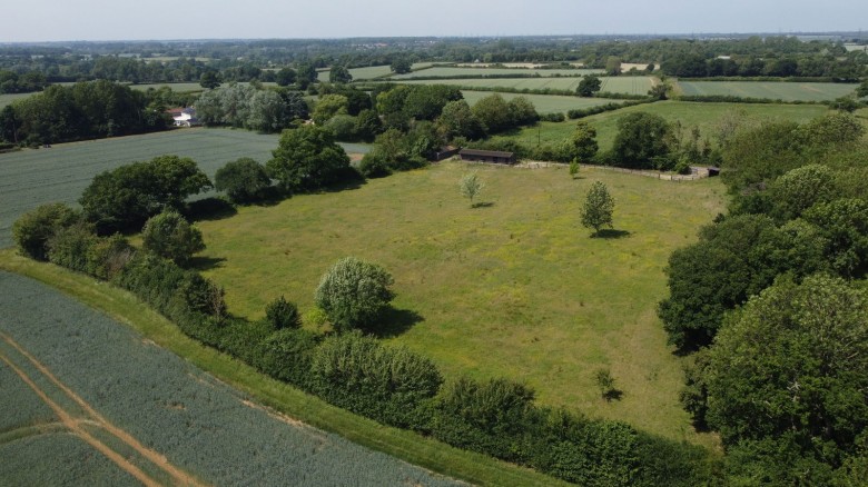 Click the photo for more details of Hasketon, Nr Woodbridge, Suffolk 