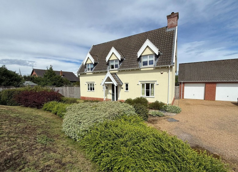 Click the photo for more details of Wickham Market, Nr Woodbridge, Suffolk 
