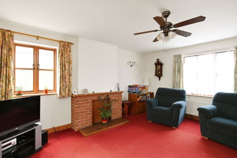 Click the photo for more details of Knodishall, Near The Heritage Coast, Suffolk
