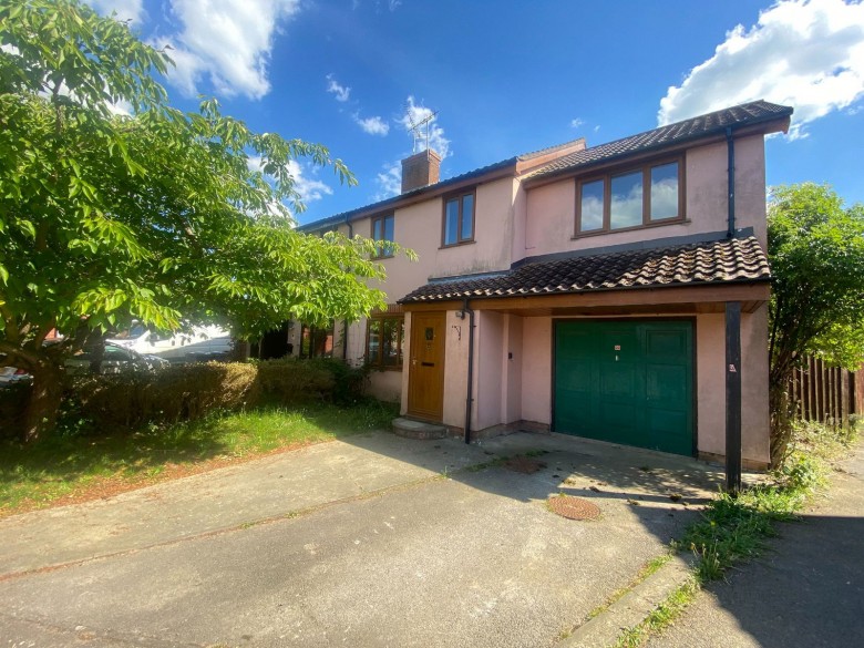 Click the photo for more details of Tudor Close, Framlingham, Suffolk 