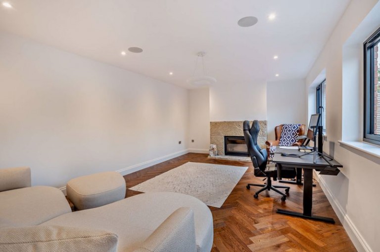 Images for Willaston, Cheshire