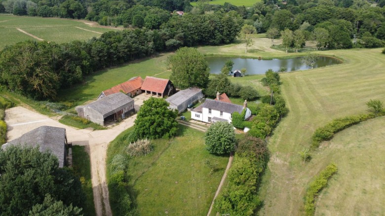 Click the photo for more details of Hollesley, Near Woodbridge, Suffolk