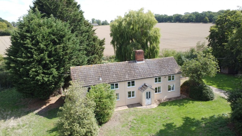 Click the photo for more details of Hoxne,  Near Eye, Suffolk