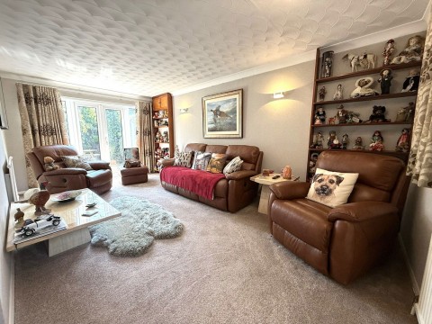 Click the photo for more details of Friston, Nr Saxmundham, Suffolk 