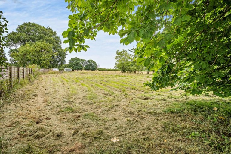 Images for Halghton, Bangor-On-Dee