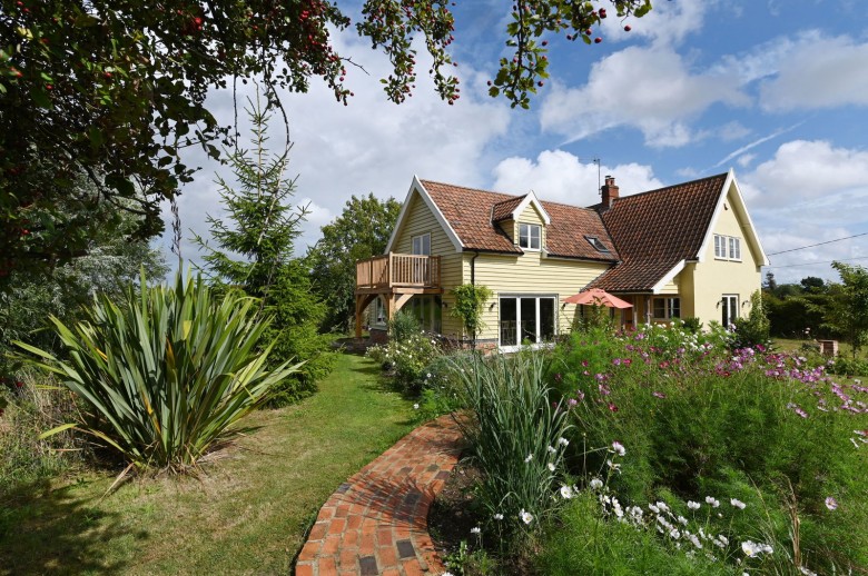 Click the photo for more details of Owls Green, Between Laxfield and Framlingham, Suffolk 