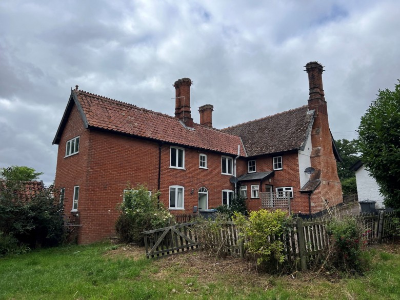 Click the photo for more details of Easton, Near Framlingham, Suffolk 
