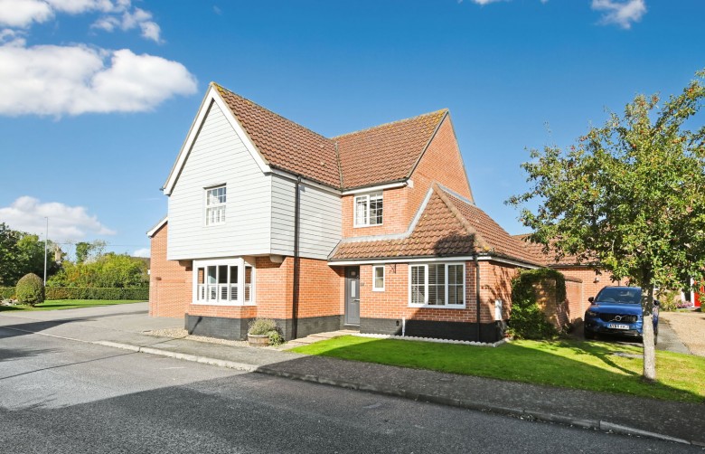 Click the photo for more details of Fulchers Field, Framlingham, Woodbridge, IP13 9HT