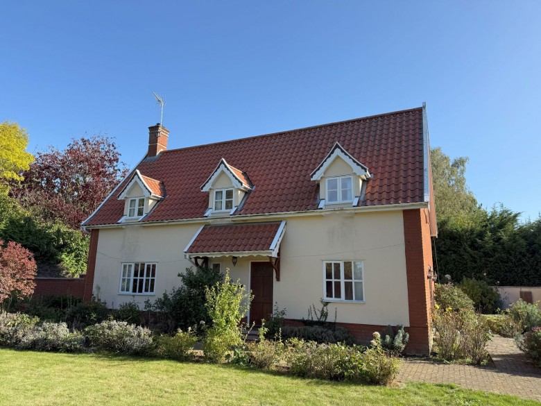 Click the photo for more details of Capons Green, Dennington, Woodbridge, Suffolk, IP13 8JH