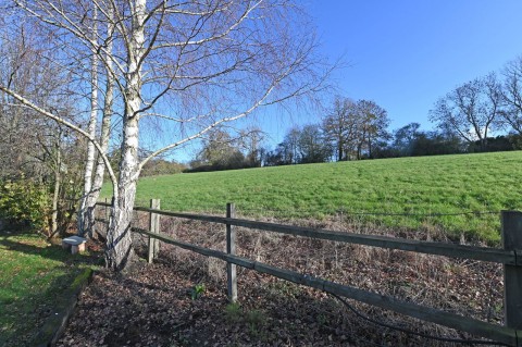 Click the photo for more details of Badingham, Near Framlingham, Suffolk