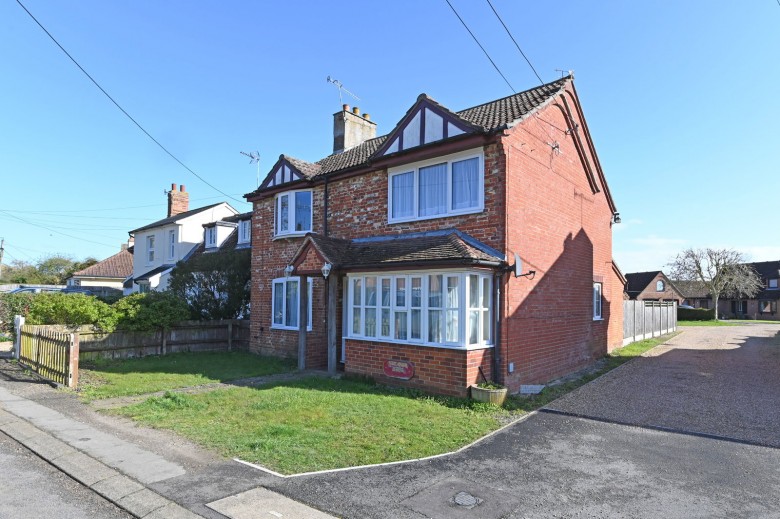 Click the photo for more details of Bredfield, Nr Woodbridge, Suffolk