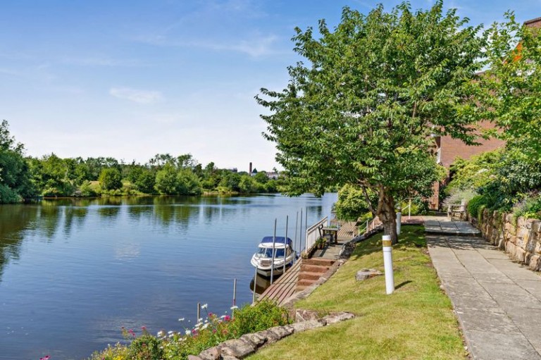 Images for Dee Banks, Chester