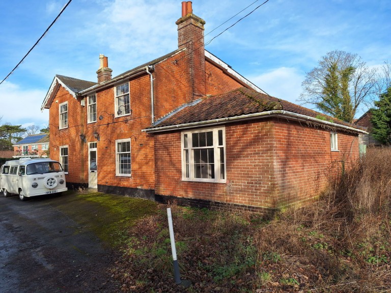 Images for Charsfield, Woodbridge, Suffolk