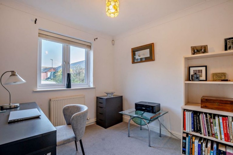 Images for Farndon, Cheshire