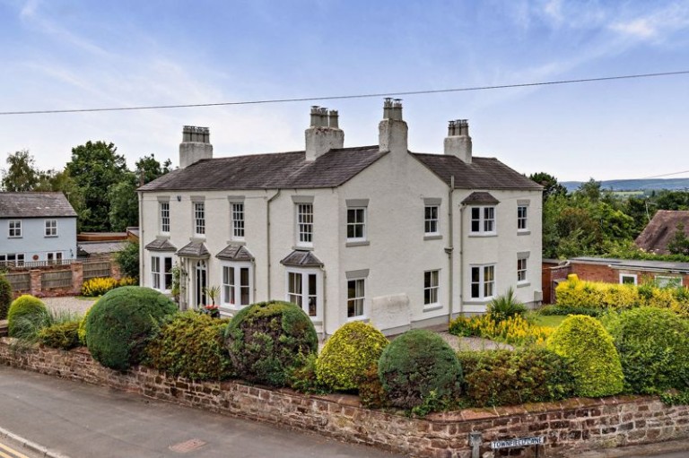 Images for Farndon, Cheshire